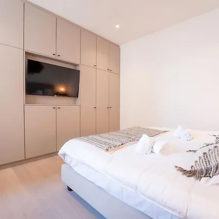 Apartamento Apartment Historical And Spacious By Interhome Blankenberge