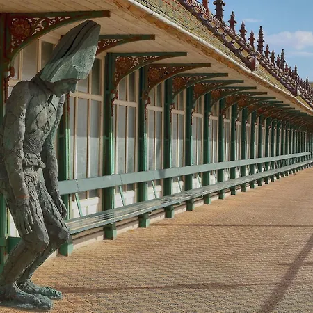 Historical And Spacious La Tourelle Ii By Interhome * Blankenberge