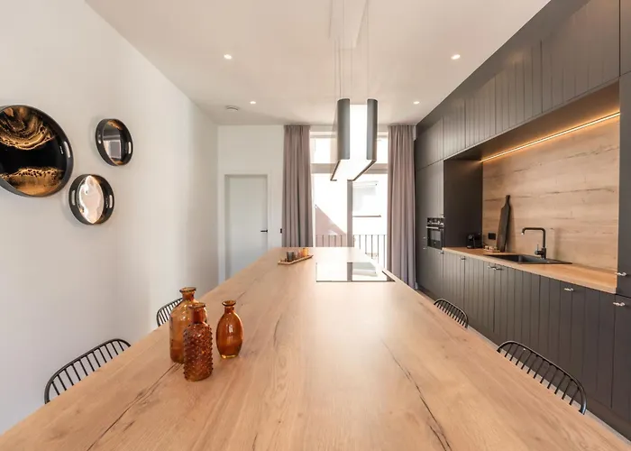 Historical And Spacious La Tourelle Ii By Interhome Apartamento